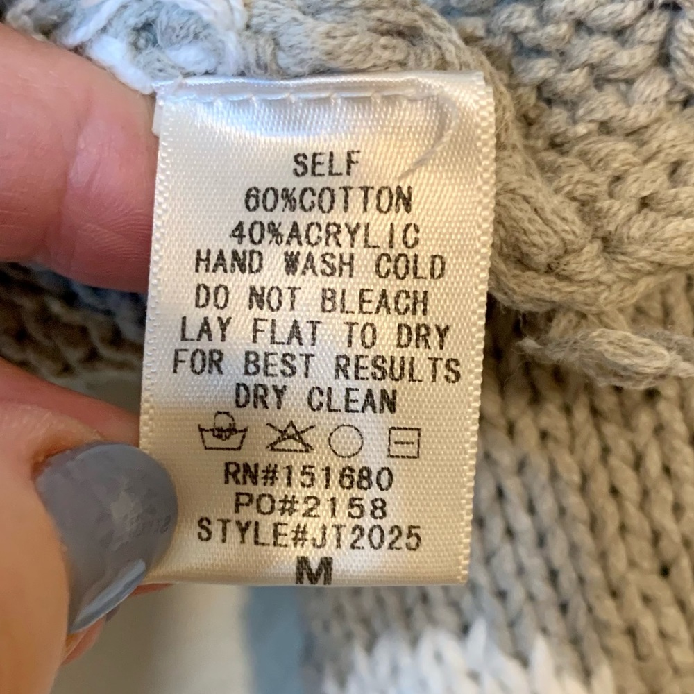 Storia Daisy Girl Cropped Sweater Bell Sleeves Gray White Yellow Size Medium - Picture 16 of 16